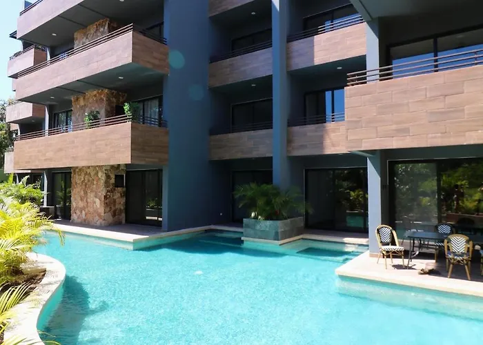 Luxurious 2br In With Breathtaking Views